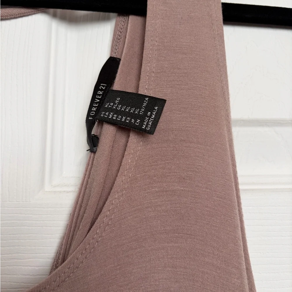 Forever 21 Mauve Sleeveless Top - Picture 3 of 3